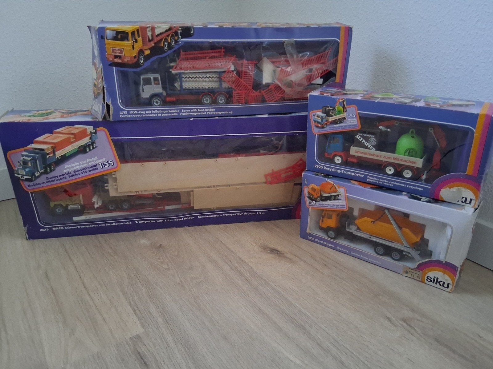 Siku vrachtwagens nieuw in doos, Hobby en Vrije tijd, Ophalen of Verzenden, Nieuw, Bus of Vrachtwagen, SIKU