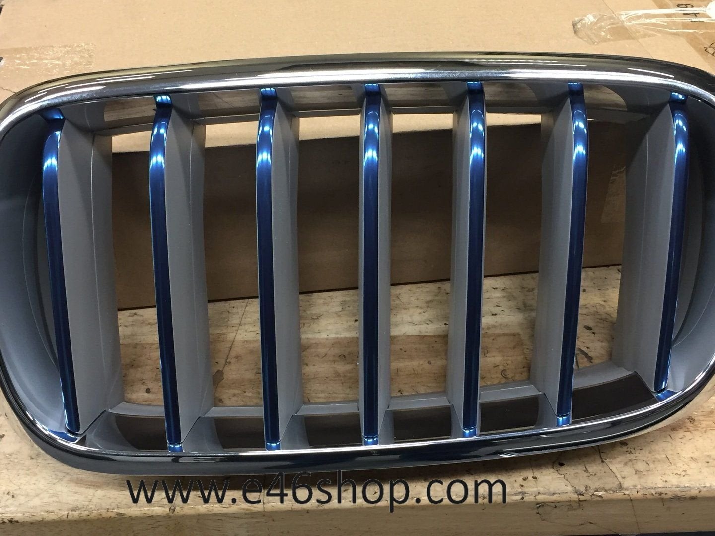 Grille nieren BMW X5 F15 links "blauw " oe 7474380 NIEUW BMW, Auto-onderdelen, -, -, Nieuw, Ophalen of Verzenden