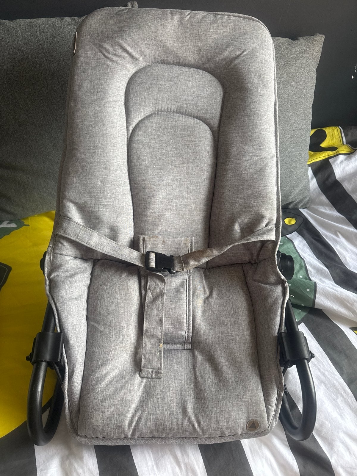 Grijze Baby Bouncer met Gordel, Ophalen, Gebruikt