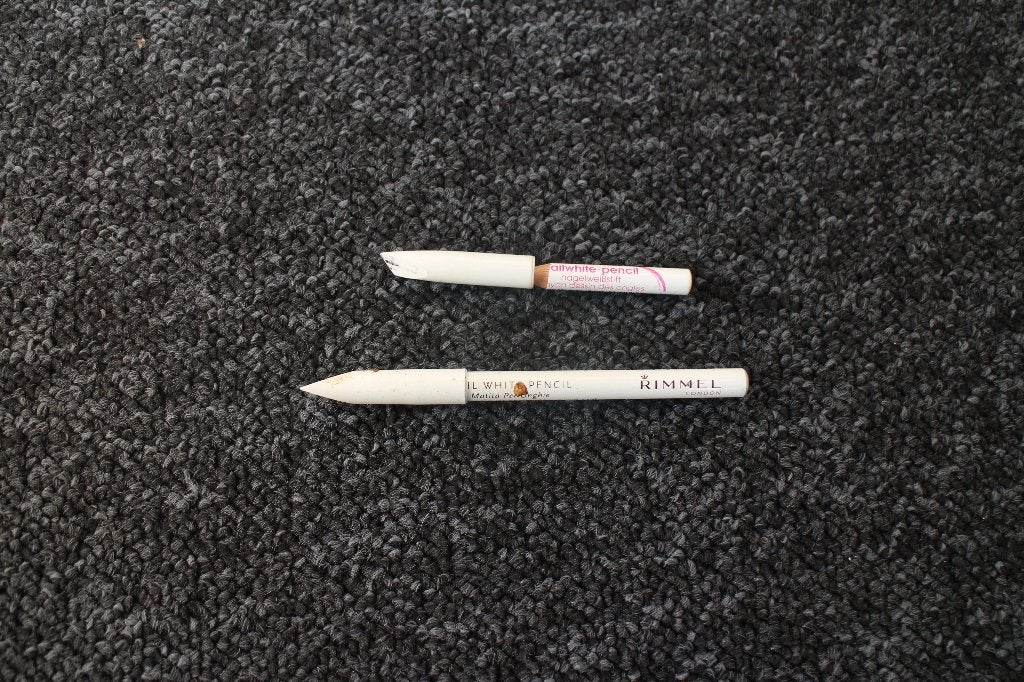 2x WITTE OOGPOTLODEN, Sieraden, Tassen en Uiterlijk, Uiterlijk | Cosmetica en Make-up, Ogen, Wit, Ophalen of Verzenden, Zo goed als nieuw