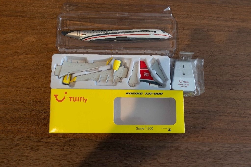TuiFly ICE Boeing 737-800 schaal 1:200 van Hogan., Overige merken, 1:200 of kleiner, Ophalen of Verzenden, Zo goed als nieuw