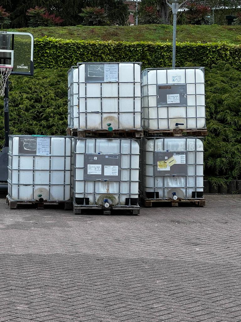 10x IBC Container 1000 liter - Alleen voor water gebruikt, Tuin en Terras, Regentonnen, Ophalen, Kunststof, Gebruikt, Met kraantje