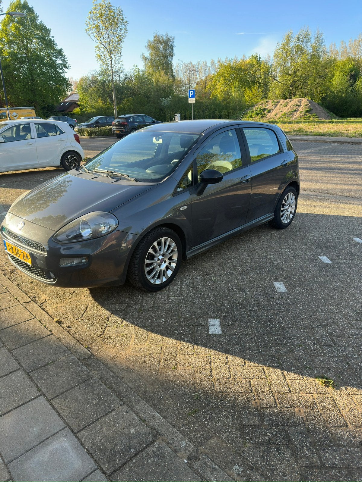 Fiat Punto 0.9 - Twinair Turbo Easy, Voorwielaandrijving, 49 €/maand, Origineel Nederlands, Handgeschakeld