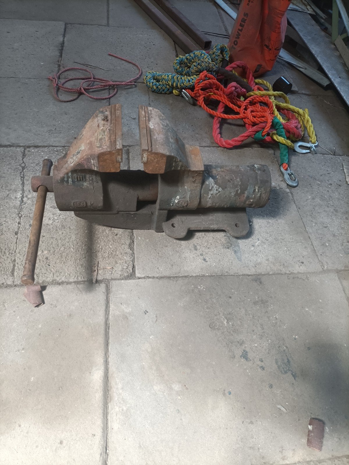 Bankschroef, Auto diversen, Ophalen