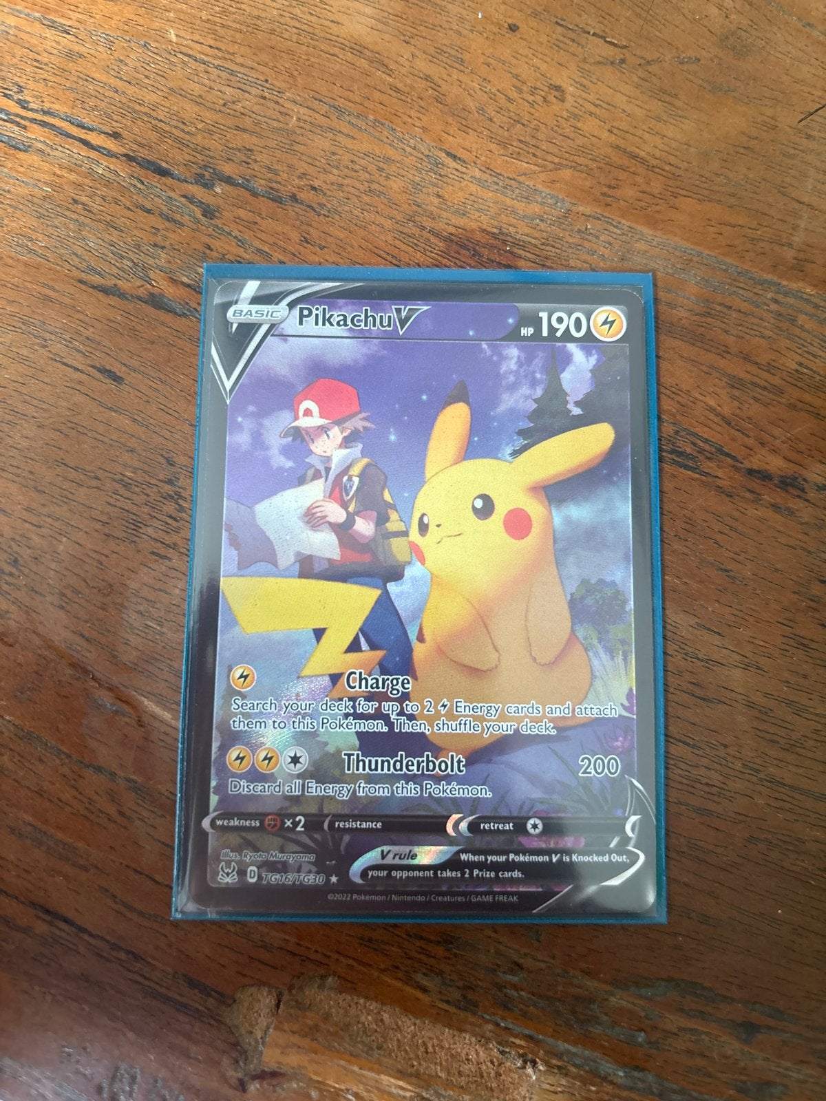 Pikachu V TG16/TG30 Trainer Gallery Pokémon Kaart, Ophalen, Zo goed als nieuw, Losse kaart, Foil