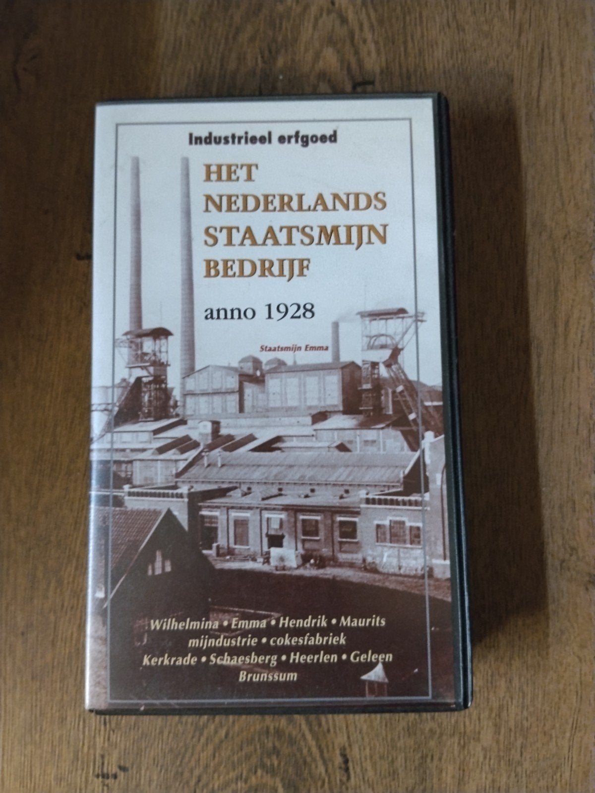 VHS: Het Nederlandse Staatsmijn Bedrijf anno 1928 - Zeldzaam, Cd's en Dvd's, VHS | Film, Gebruikt, Documentaire, Alle leeftijden