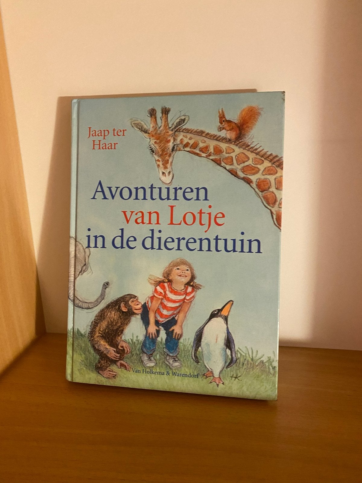 Avonturen van Lotje in de dierentuin - Jaap ter Haar (zgan!), Ophalen of Verzenden, Zo goed als nieuw, Fictie algemeen