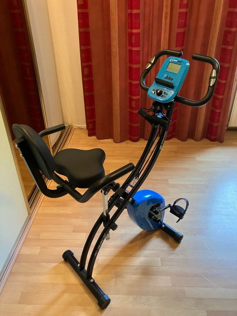 Sport-Tronic X-Bike Hometrainer - Opklapbaar & Verstelbaar, Ophalen, Kunststof, Armen, Zo goed als nieuw