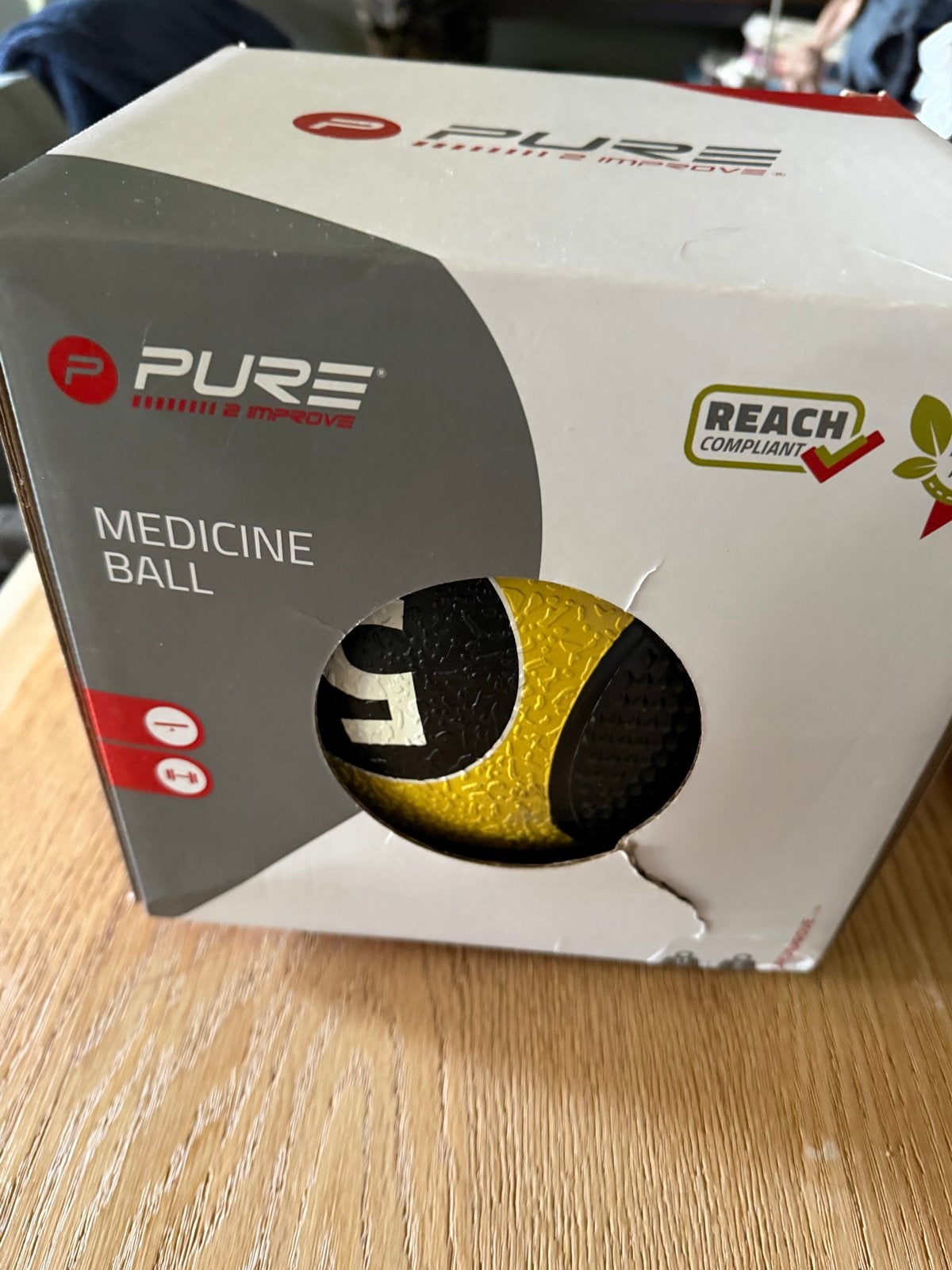 Pure2Improve Medicine Ball 5kg & 6kg - Nieuw in doos, Ophalen, Nieuw, Armen, Medicijnbal