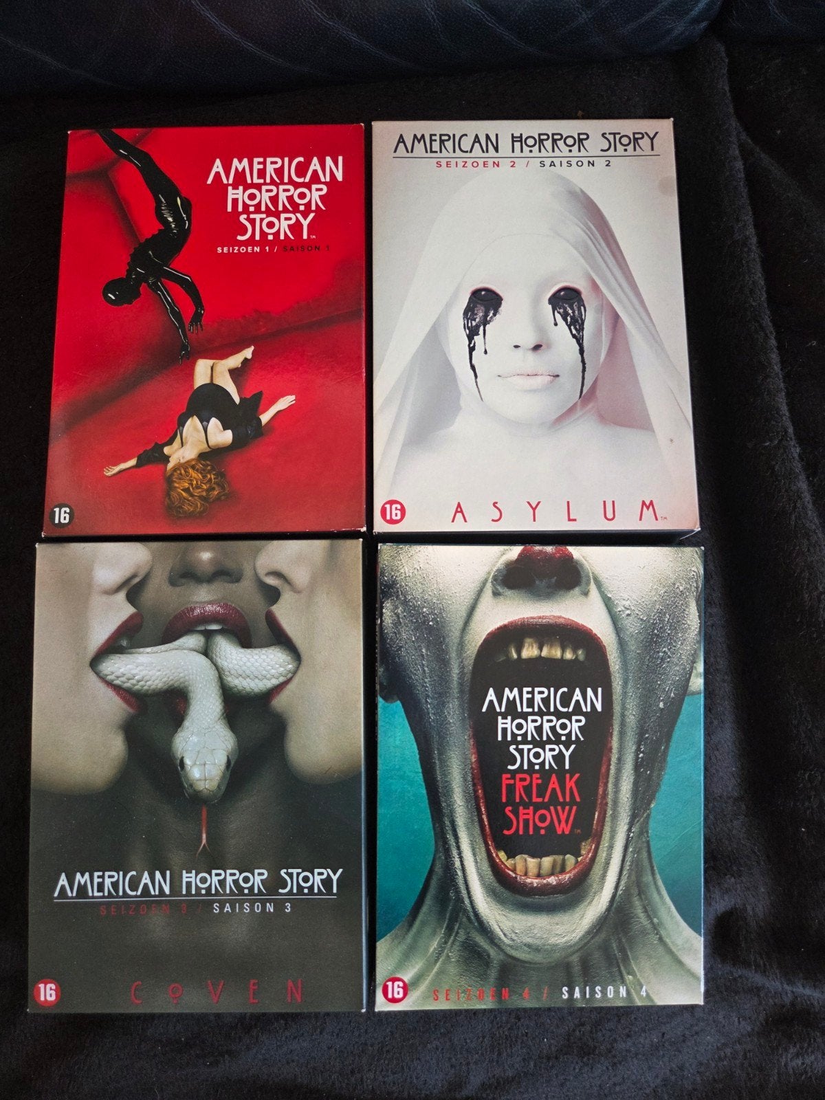 American Horror Story Seizoen 1-4 DVD Boxset, Cd's en Dvd's, Horror, Engels, Vanaf 16 jaar, Nederlands