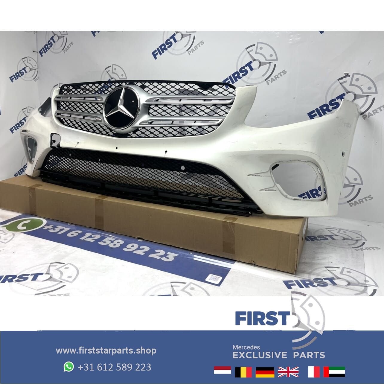 W253 GLC AMG VOORBUMPER Mercedes 2016-2019 WIT PDC + DIAMOND, Gebruikt, -, Voor, Ophalen of Verzenden