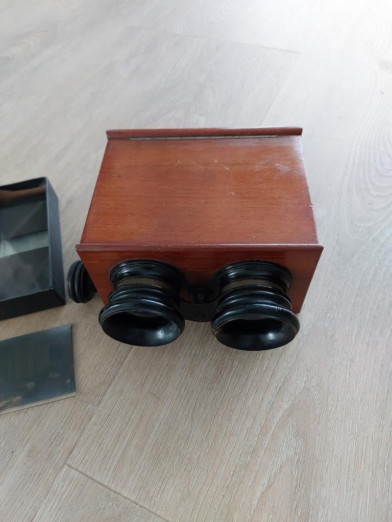 Oude Stereoscoop met ca. 50 Glasplaatjes/Dia's (o.a.Lourdes), Ophalen of Verzenden