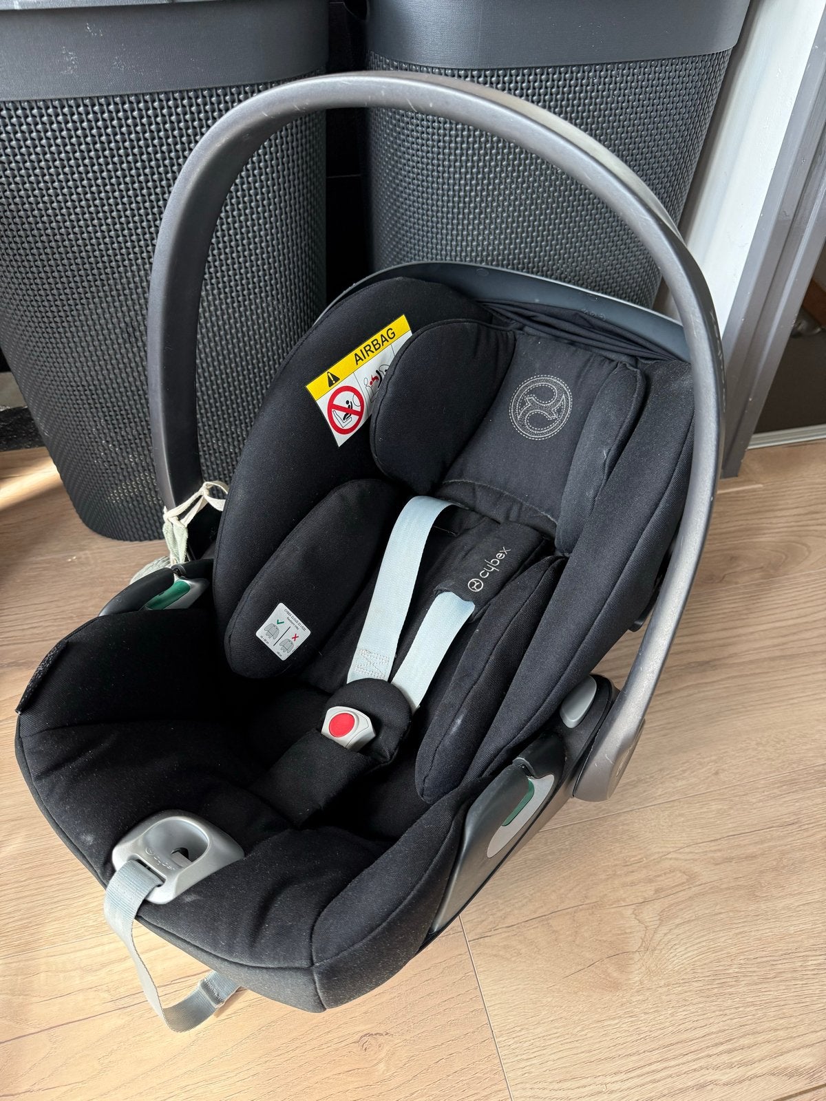 Cybex autostoel met gratis Little Dutch wagenspanner, 0 t/m 13 kg, Ophalen, Overige merken, Gebruikt