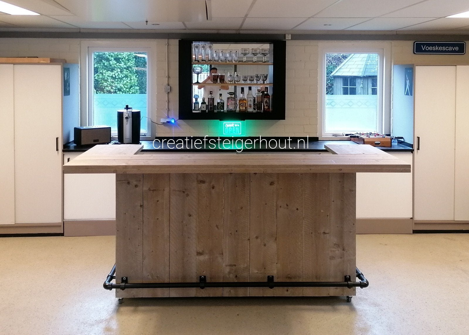 Verrijdbare bar steigerhout voetsteun huisbar thuis balie, Ophalen of Verzenden, Nieuw