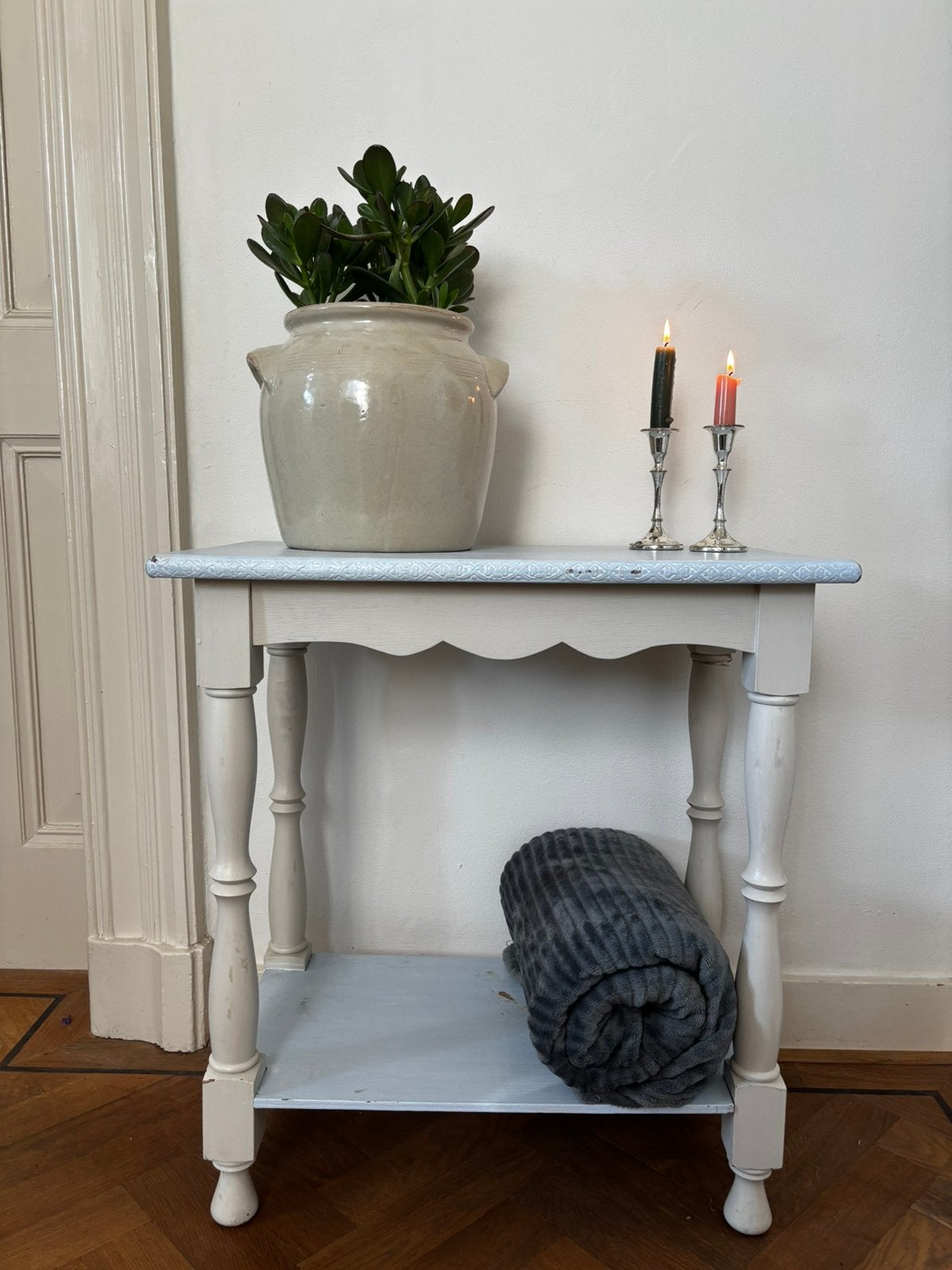 Landelijk, brocante tafeltje, sidetable, bijzettafel, tafel, Antiek en Kunst, Ophalen