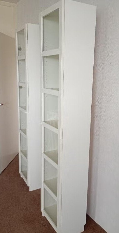 Billy boekenkast met deur - 202/40/30 - wegens verhuizing, Ophalen, Overige materialen, Minder dan 50 cm, 200 cm of meer