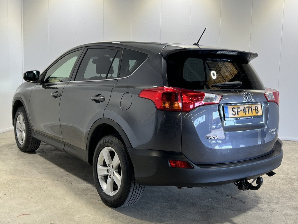Toyota RAV4 2.0 Dynamic 4WD | LM Velgen 17" | Cruise Control, LED verlichting, Euro 5, Stof, Gebruikt