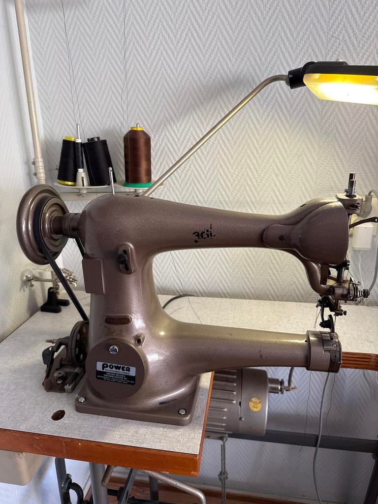 Industriële Power Schoenmachine - Zo goed als nieuw, Industrieel, Ophalen, Overige merken, Naaimachine