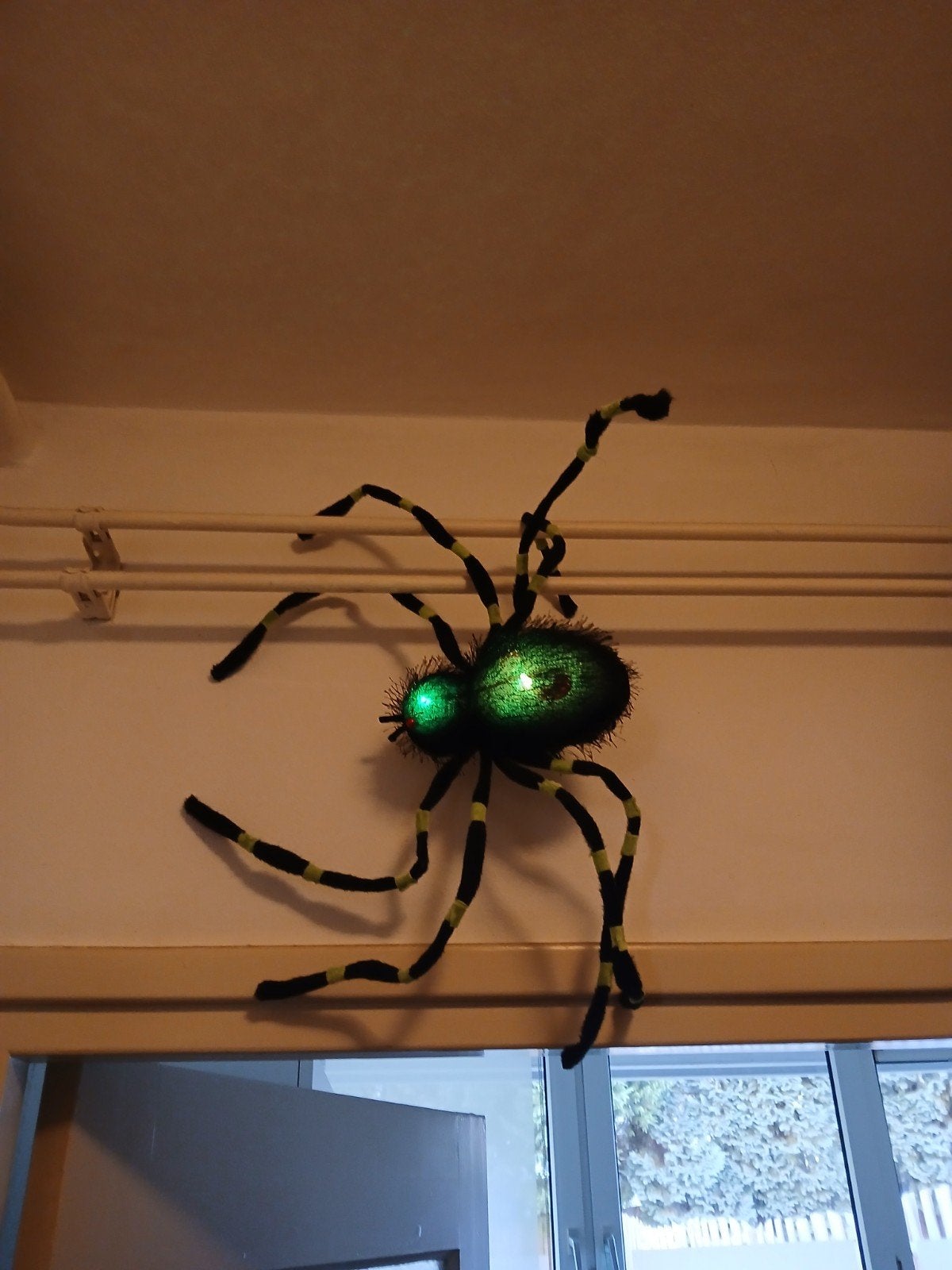 Grote Halloween Spin met Lichtjes - Perfecte Decoratie, Ophalen of Verzenden, Zo goed als nieuw, Versiering, Halloween of Griezel