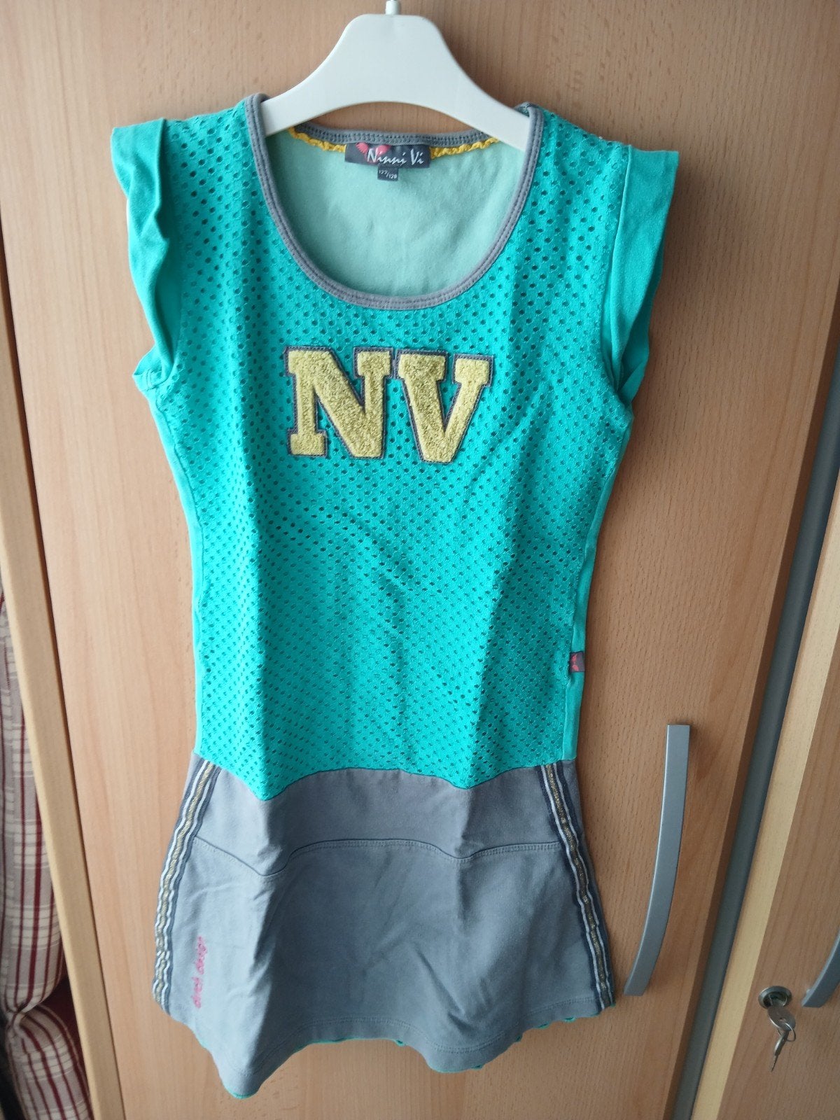 Jurkje merk Ninni  Vi. Maat 122/128, Meisje, Ninni Vi, Ophalen of Verzenden, Zo goed als nieuw