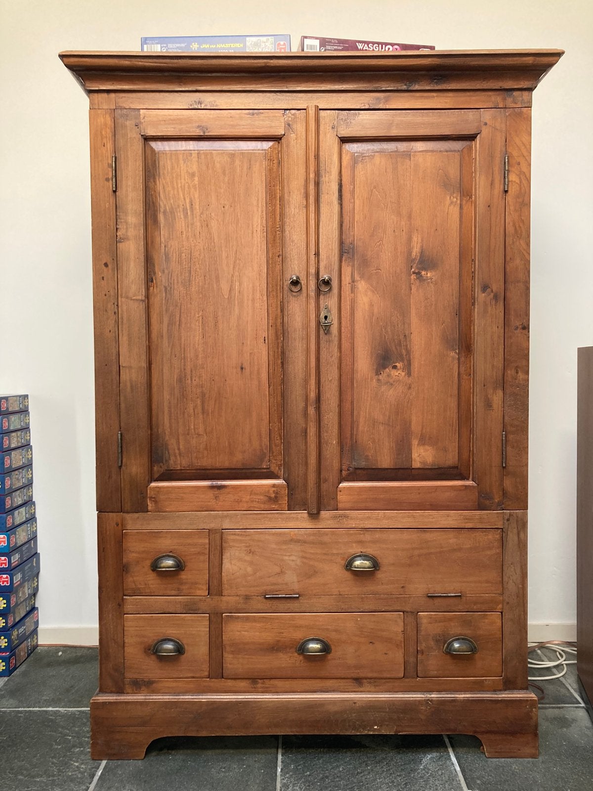 Tv-kast (hardhout), Antiek en Kunst, Ophalen