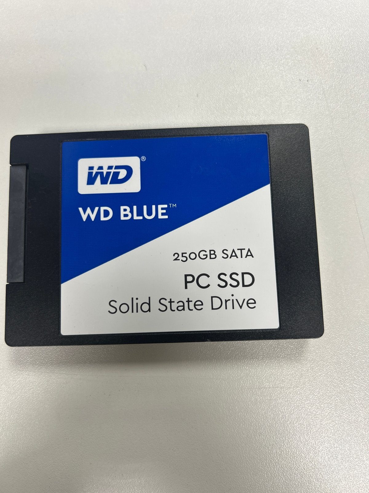 WD Blue 250GB SATA SSD - Snelle en Betrouwbare Opslag, Computers en Software, Harde schijven, Ophalen, Intern, Gebruikt, Server