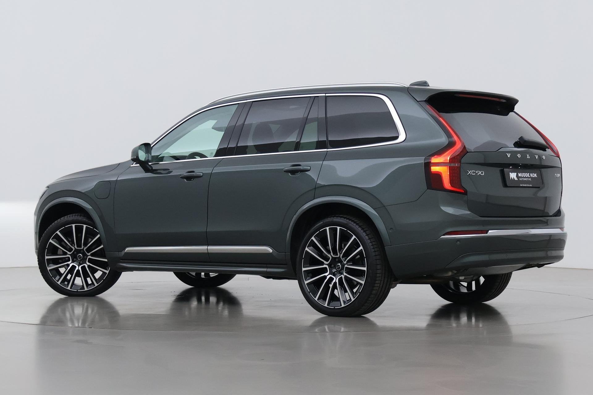 Volvo XC90 T8 Ultra Bright | Luchtvering | B&W | 22 Inch | P, Gebruikt, Euro 6, 4 cilinders, 1969 cc