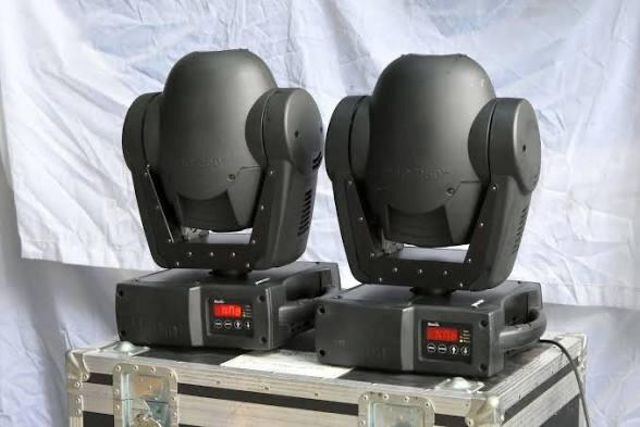 MARTIN MAC250 // 250 + per 2 in Martin case, Muziek en Instrumenten, Licht en Laser, Ophalen, Zo goed als nieuw, Licht
