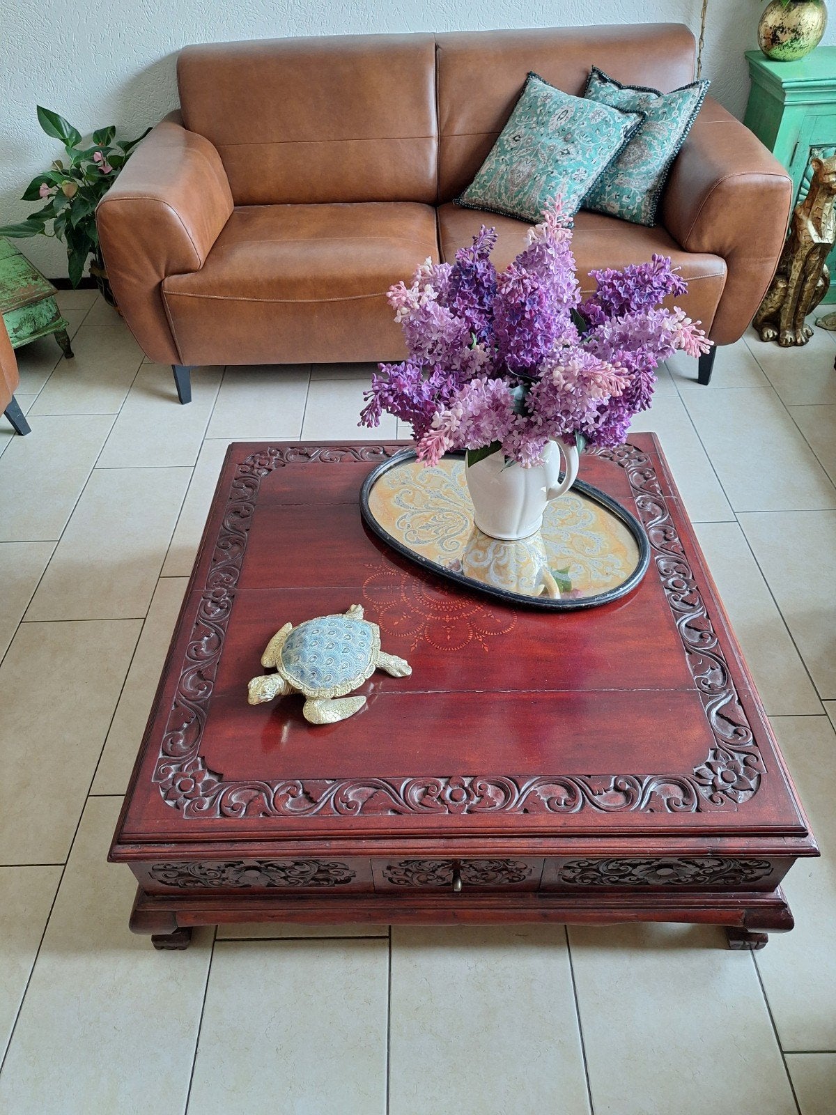 Mooie Antieke Oosterse Opium Tafel/ Houtsnijwerk, Ophalen
