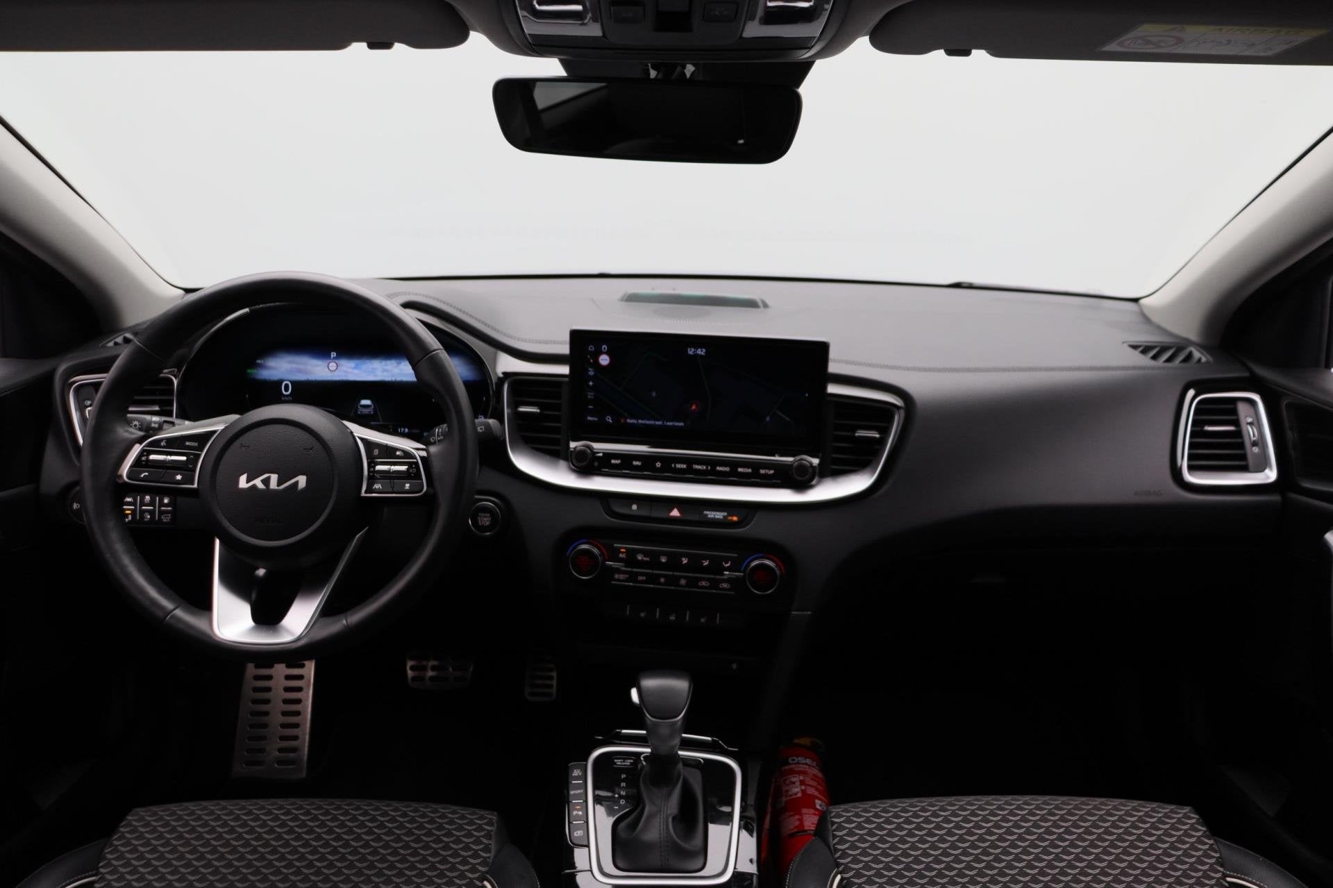 Kia Ceed Sportswagon 1.6 GDI PHEV DynamicPlusLine | Pano/Dak, Auto's, 77 km/l, Zwart, Leder en Stof, Plug-in hybride