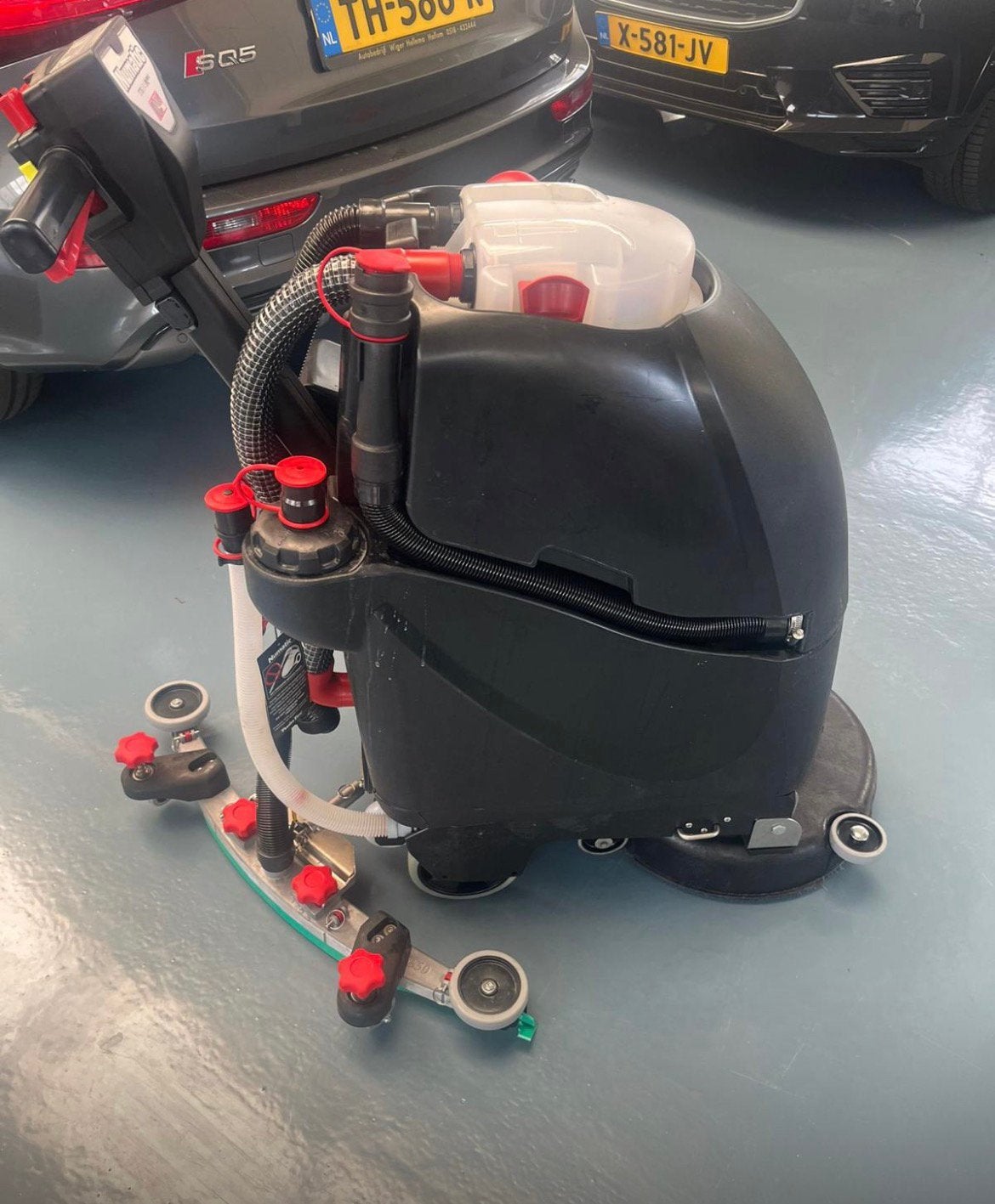Numatic TTB3045NX-R NX300 Schrobzuigmachine.Zg als nieuw, Ophalen, Gebruikt