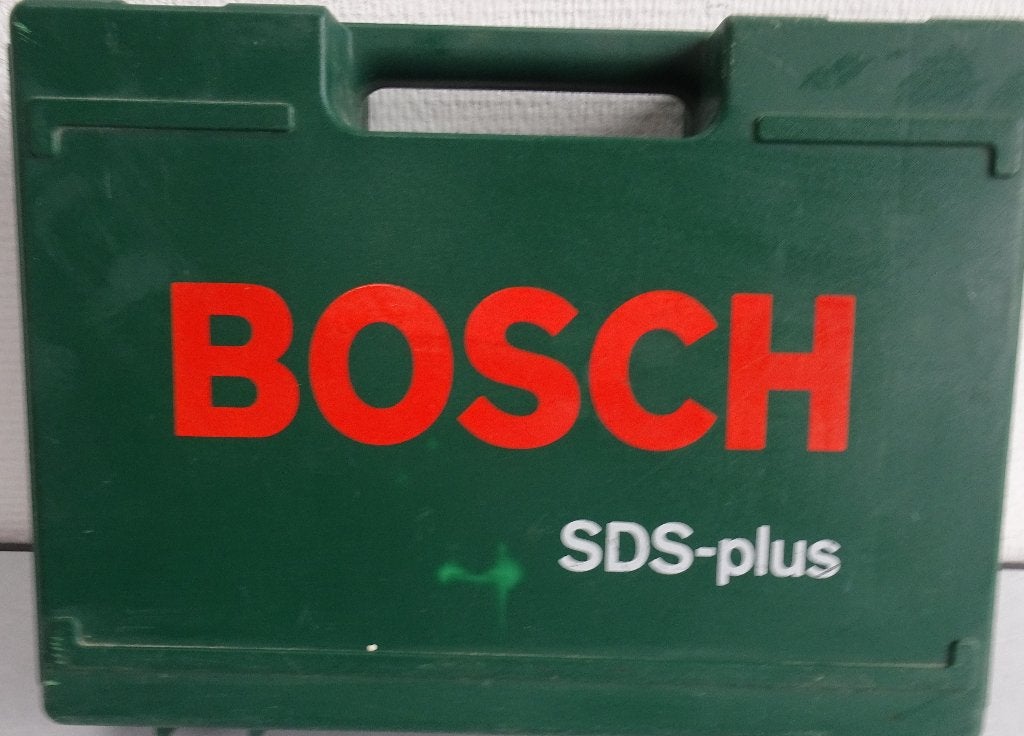 Te koop: Bosch klopboormachine in perfecte staat, Boormachine, Ophalen of Verzenden, Zo goed als nieuw, Variabele snelheid