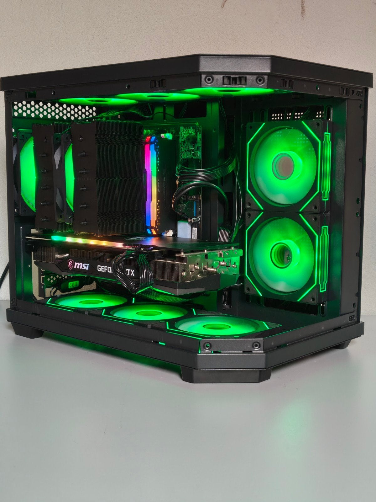 Gaming PC | RTX 3070 | i7 9700 | 16gb rgb | 1tb + 256gb ssd, Computers en Software, Ophalen, LGA 1151, 8-core, Refurbished