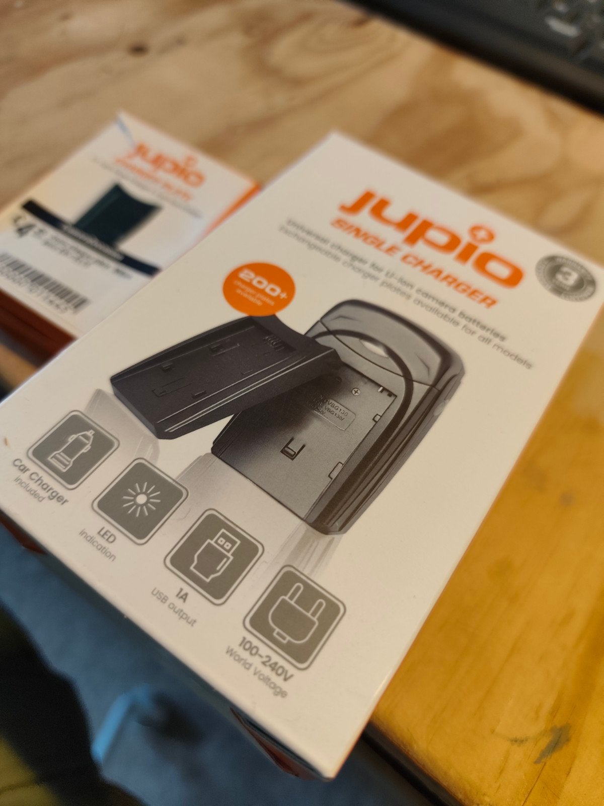 Jupio Single Charger voor Li-ion camerabatterijen, Ophalen of Verzenden, Nieuw