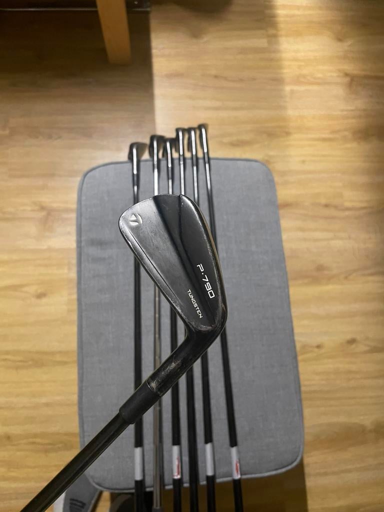 TaylorMade P790 BlackEdition ijzerset 4-PW|Stiff|Goede Staat, Sport en Fitness, Golf, Ophalen of Verzenden, Zo goed als nieuw