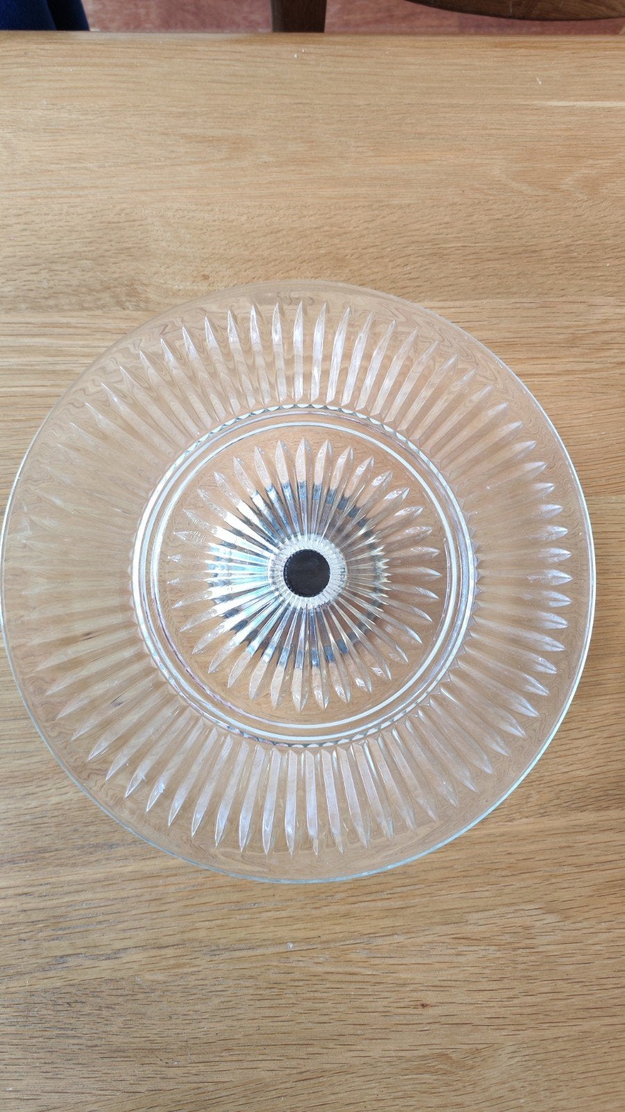 Glazen taartschaal met zilver kleurige voet 32 cm rond, Antiek en Kunst, Ophalen