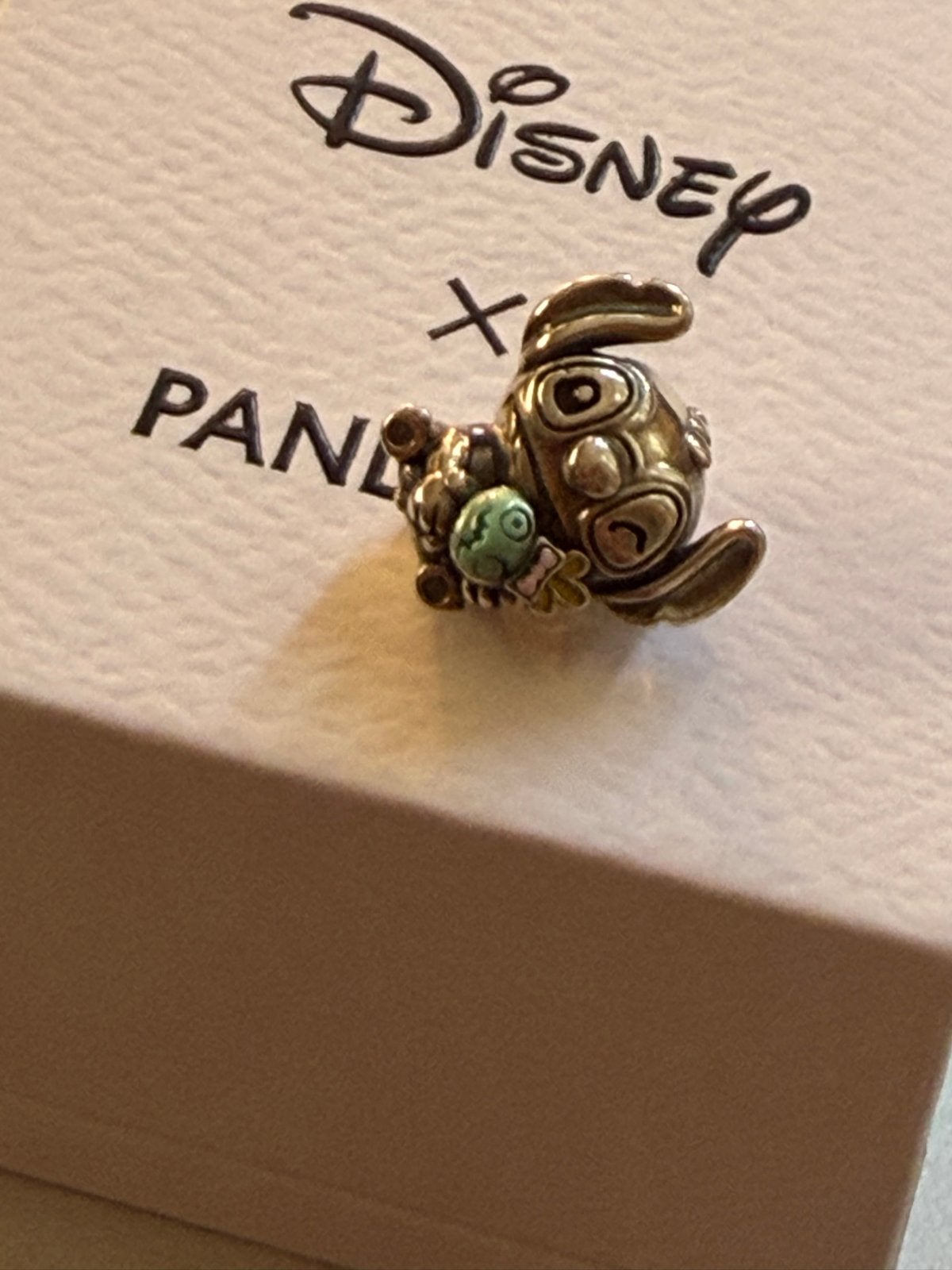 Disney Stitch & Scrump Bedel - Sterling Zilver, Verzenden, Pandora, Zo goed als nieuw, 1 bedel