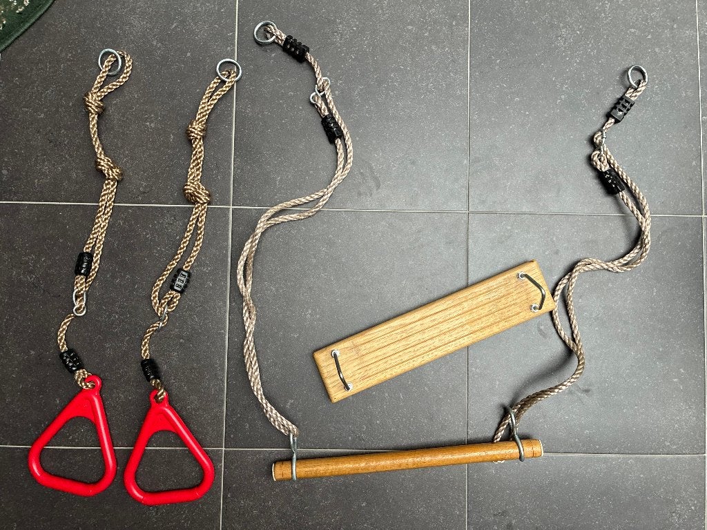 Leuke set van ringen, een rekstok en een schommel., Kinderen en Baby's, Speelgoed | Buiten | Speeltoestellen, Ophalen of Verzenden