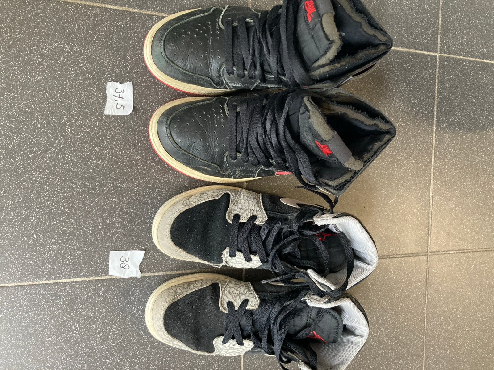 Nike Air Jordan sneakers (2 paar) maat 37.5&38: MOET WEG!, Kinderen en Baby's, Ophalen of Verzenden, Gebruikt, Jongen of Meisje