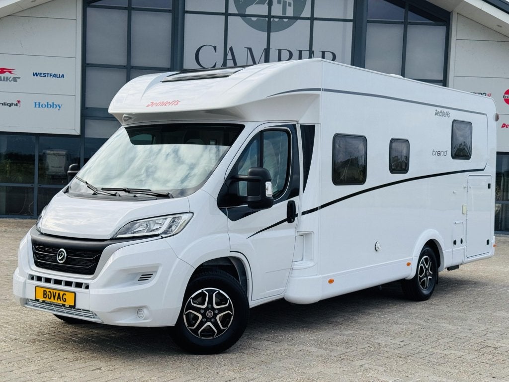 Foto 9 van Dethleffs Trend 7057 Automaat Queensbed Hefbed 2025
