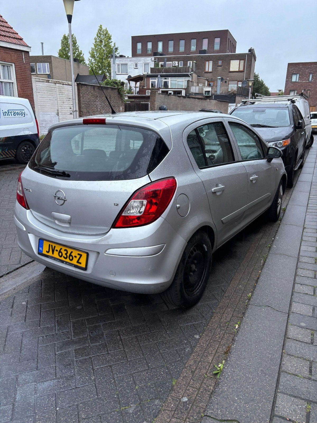 Opel Corsa 1.2 16V 5D WR 2007 Grijs, Auto's, Opel, Voorwielaandrijving, 4 cilinders, 1229 cc, 49 €/maand