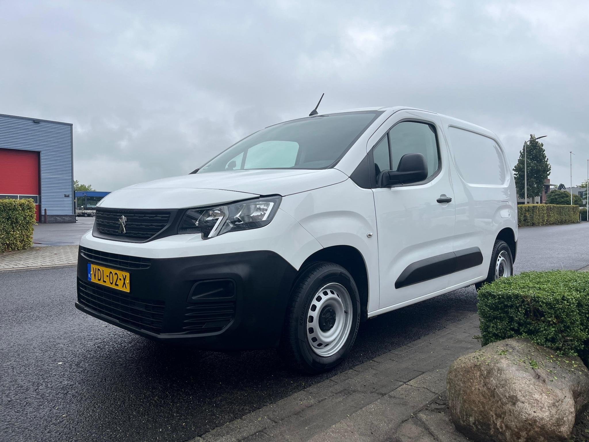 Peugeot Partner 1.5 BlueHDI Pro | Elek. Ramen | Bluetooth |, Voorwielaandrijving, Stof, Gebruikt, Origineel Nederlands