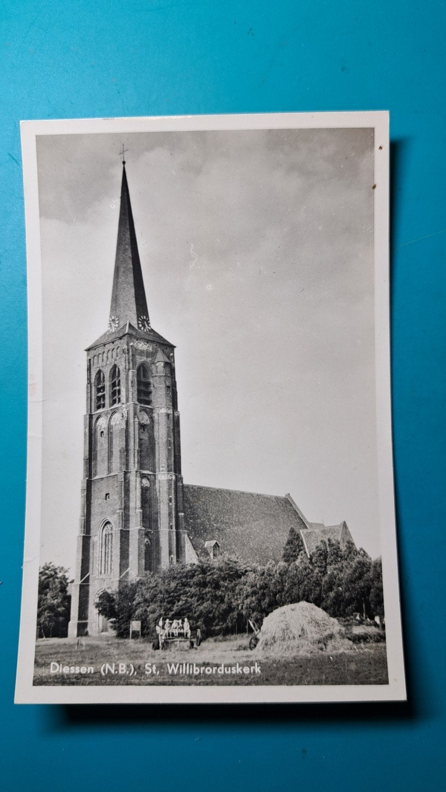 Diessen Willibrorduskerk hooimijt kinderen 1953, Ophalen of Verzenden, 1940 tot 1960, Gelopen, Noord-Brabant