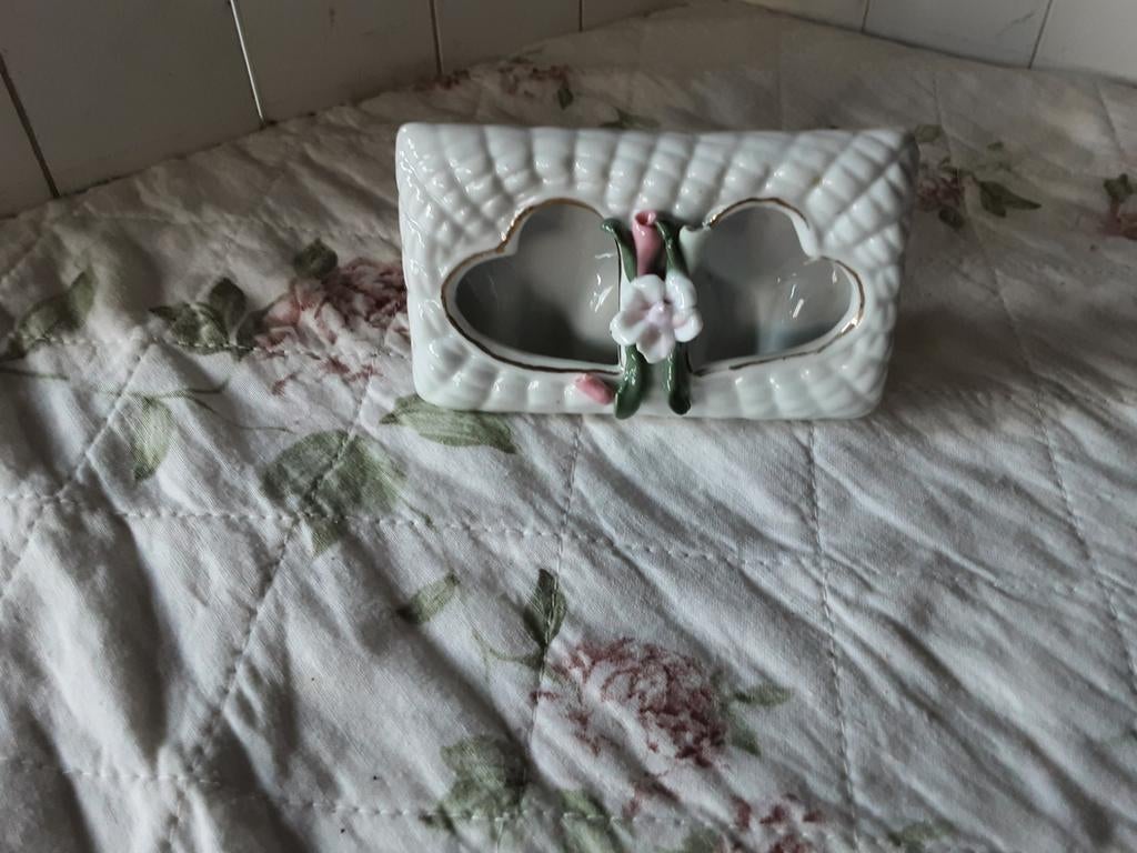 Fotolijstje dubbel, porselein met roosjes.❤️, Ophalen of Verzenden