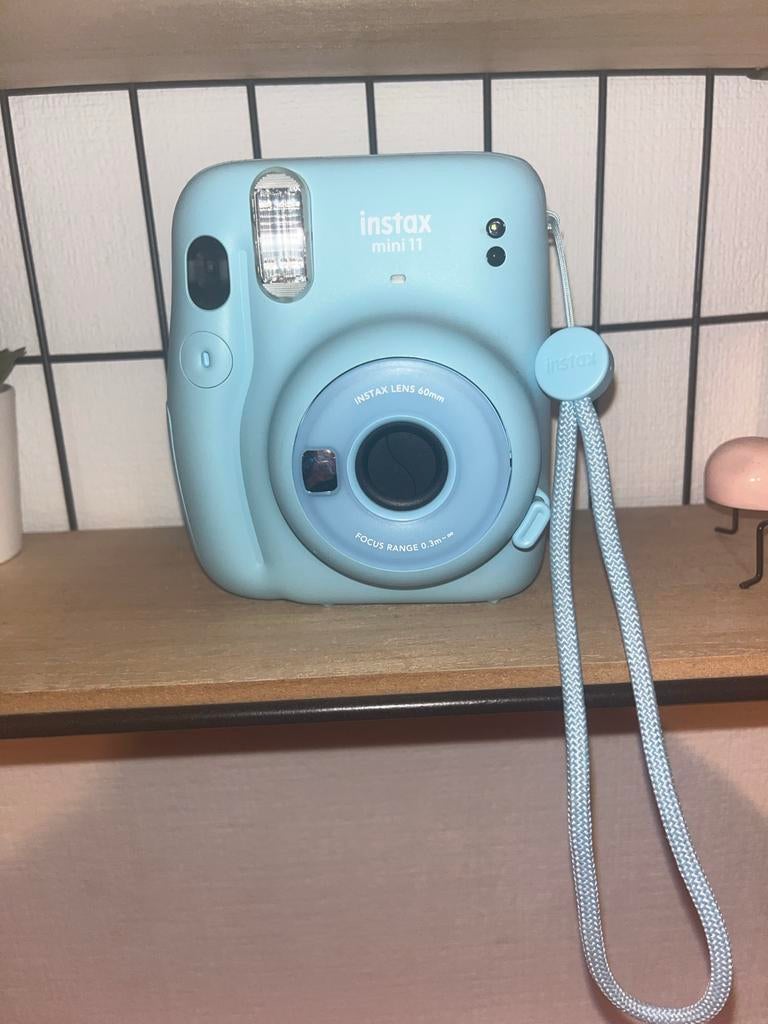 Instax Mini 11 Poloroid Camera - Zo goed als nieuw, Verzenden, Compact, Zo goed als nieuw, Fuji