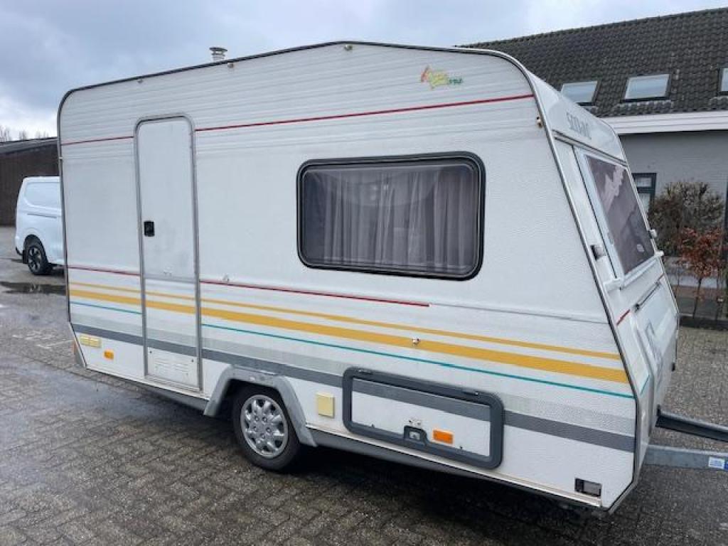 Knaus Sudwind 380 1991; 2xtreinzit voortent; netjes, Caravans en Kamperen, Overige typen, Bedrijf, Treinzit, Tot en met 3