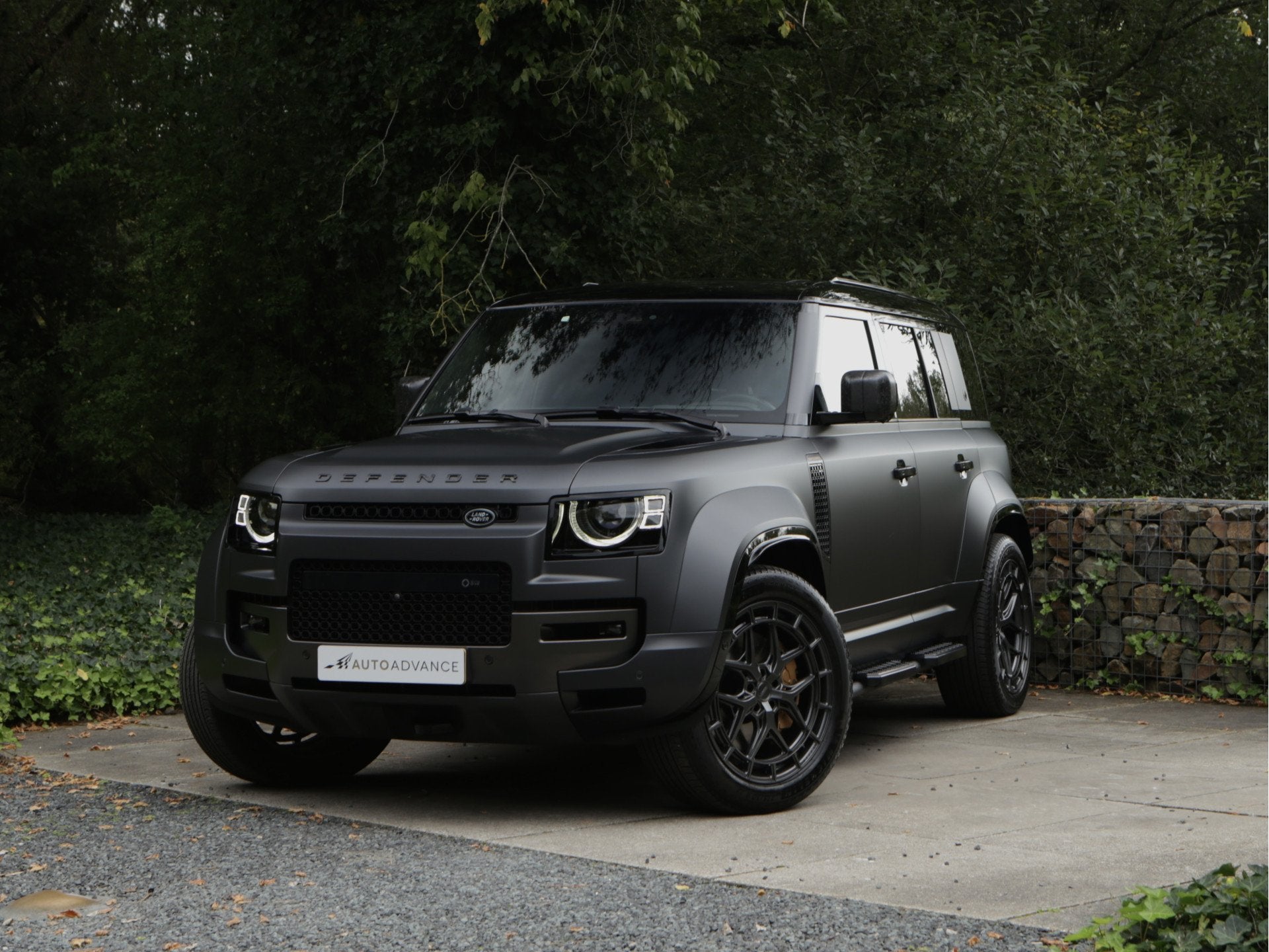 Land Rover Defender 110 4.4 P635 Octa Edition One Urban X Vo, Automaat, Dealer onderhouden, Gebruikt, Verwarmde buitenspiegels