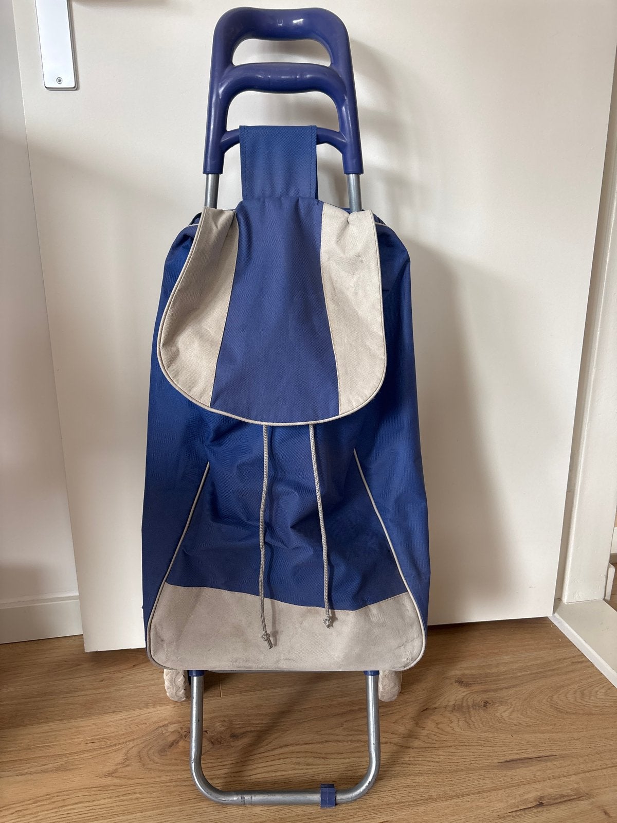 Boodschappentrolley / Boodschappentas op wielen, Ophalen, 30 cm of meer