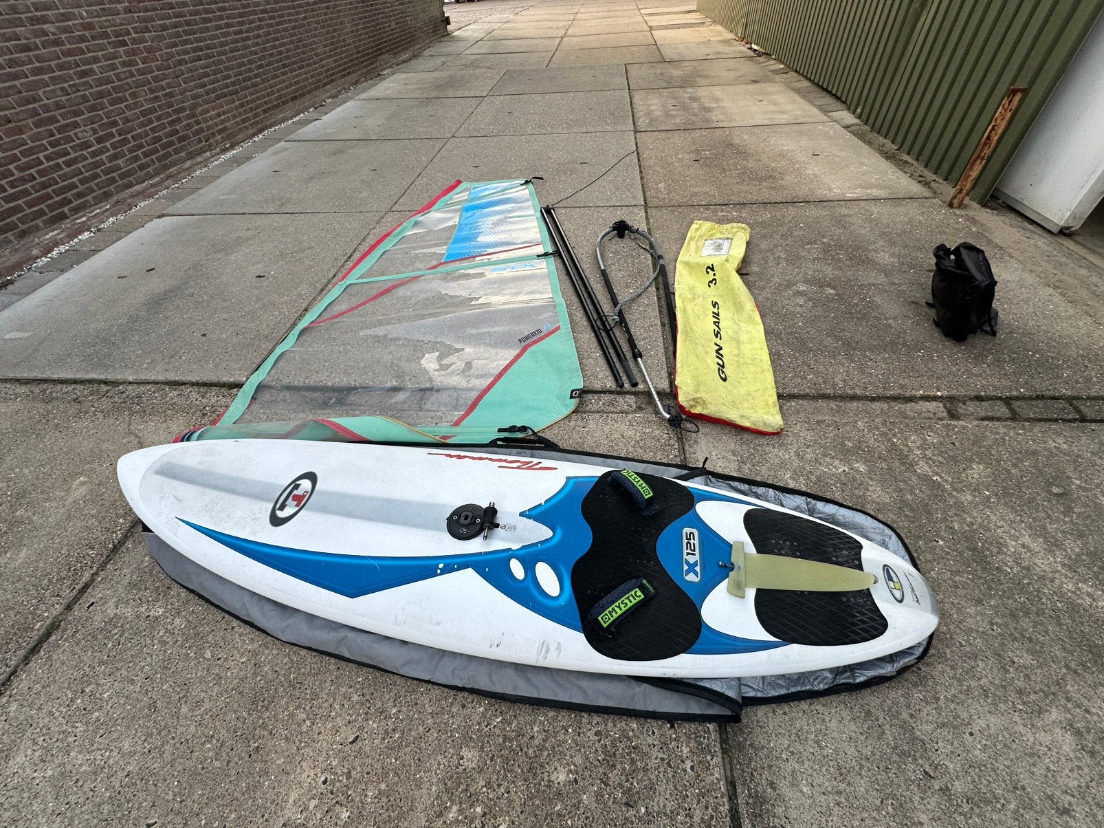 Kinder windsurfset compleet met board en alles, Watersport en Boten, Ophalen of Verzenden, Zo goed als nieuw, Complete set
