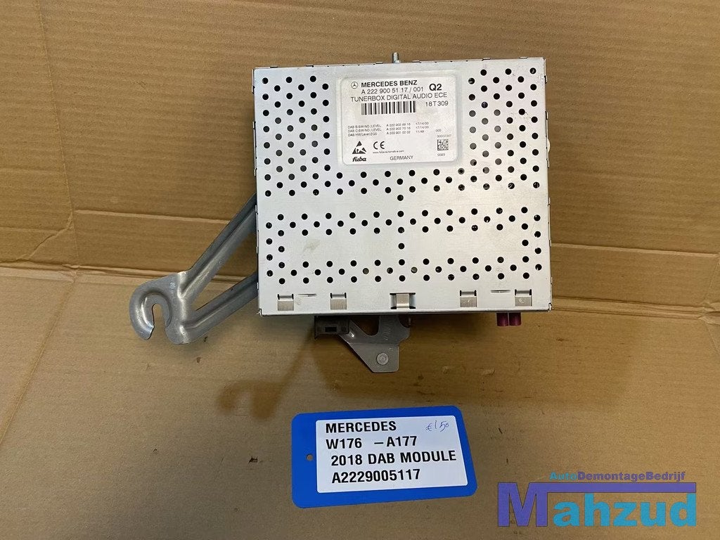 MERCEDES A-klasse W176 W177 Dab module 2012+ A2229005117, Gebruikt, Mercedes-Benz AG, Mercedes-Benz, Ophalen of Verzenden